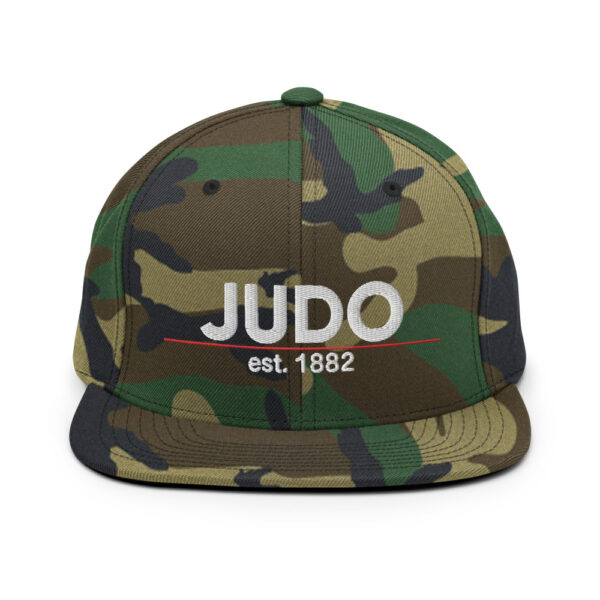 classic snapback green camo front 62355a0e4eecc